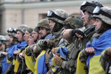 Военные расходы Украины сократились на $200 млн