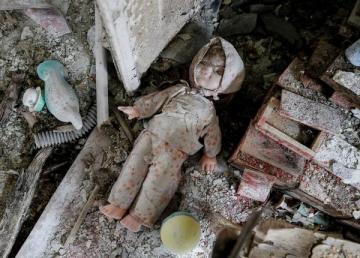 Кадры фильма ужасов: оставленные детские вещи в  Чернобыле (ФОТО)
