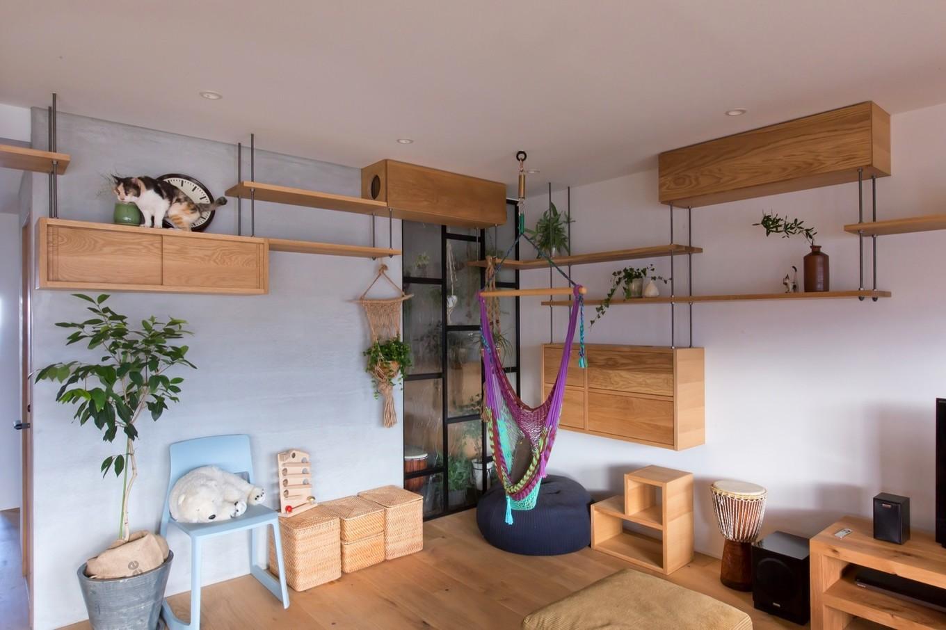 Кошки, Мебель и Цветы: Квартира с особыми удобствами в Японии (ФОТО)