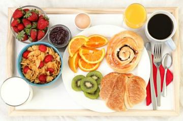 Ученые назвали три правила, по которым должен проходить идеальный завтрак