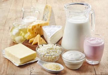 Молочные продукты усугубляют акне, – ученые