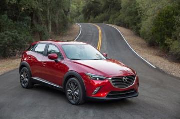 В продажу поступила японская новинка Mazda CX-3 2017