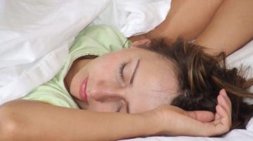 Недосып негативно отражается на красоте человека, - медики