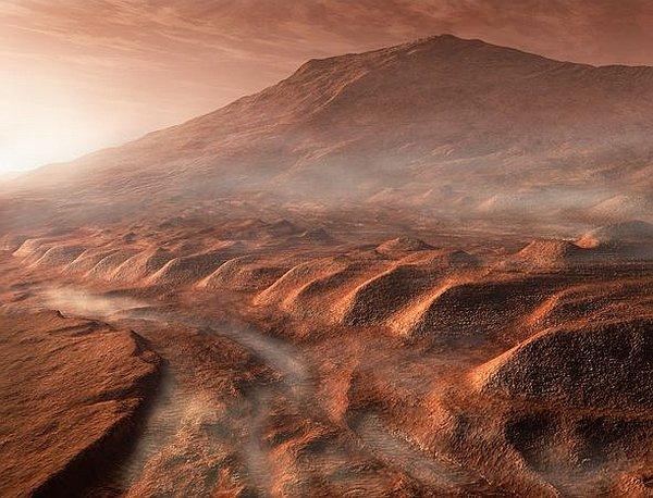 NASA опубликовало фотоснимок заснеженного Марса (ФОТО)