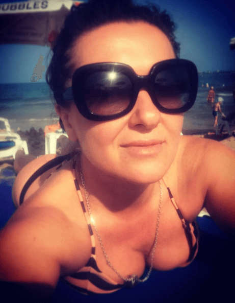 Наталья Могилевская нежится на пляже в Болгарии (ФОТО)