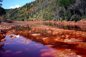 Рио Тинто - кислотные воды мертвой реки в Испании (ФОТО)