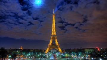Эйфелеву башню в Париже закроют ради встречи Трампа и Макрона