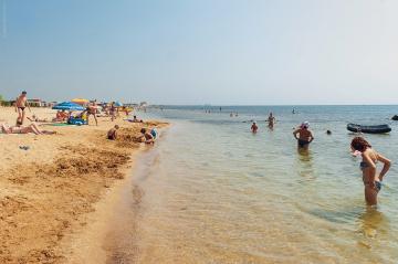 Минздрав обнародовал список пляжей, где не советует купаться