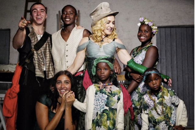 Мадонна опубликовала редкий снимок в соцсети Instagram (ФОТО)