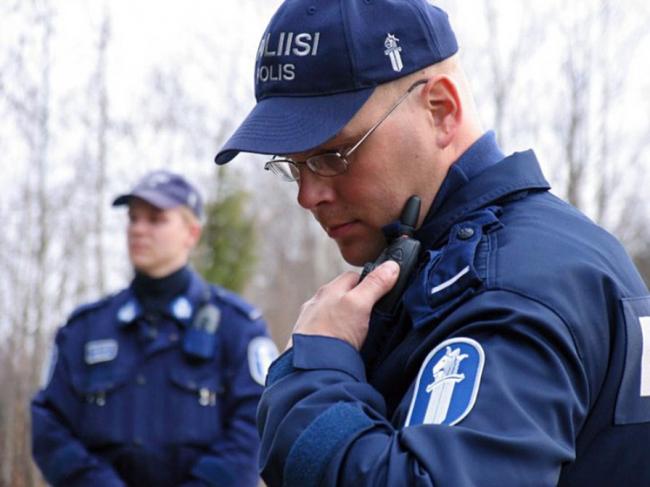 В результате резни в Финляндии погибли два человека и еще 10 получили ранения