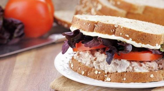 Сэндвичи могут защитить от опухолей кишечника