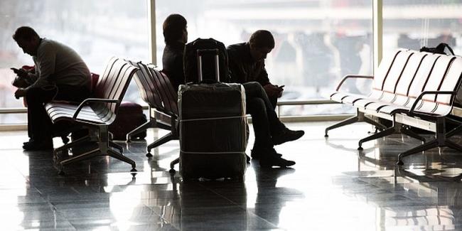 Туристический скандал: украинцы застряли в аэропорту Испании