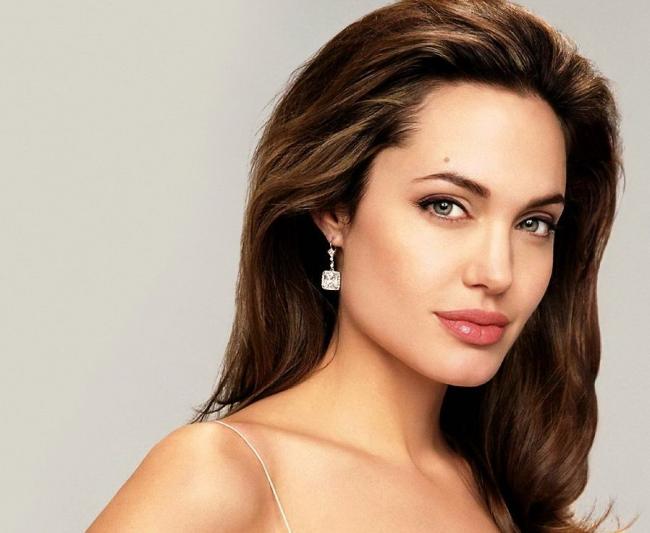 Анджелина Джоли назвала фильм, в котором планирует сняться