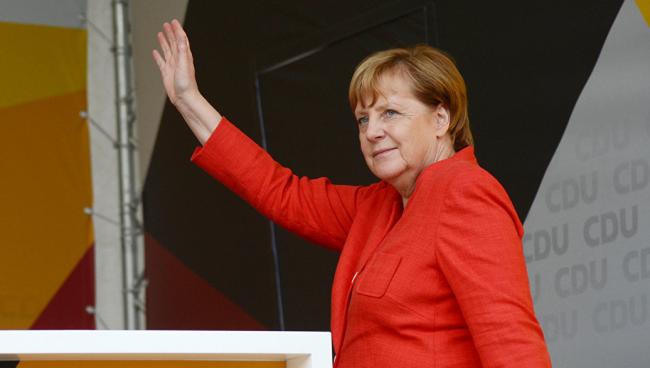 Ангела Меркель назвала главное условие для снятия экономических санкций с России