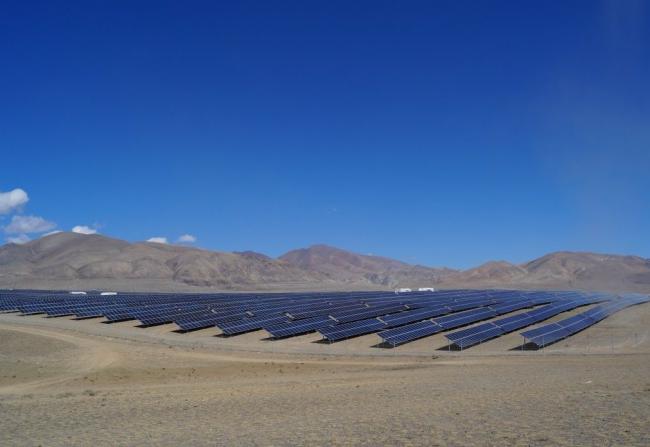 Крупнейшая в мире солнечная электростанция заработает в Дубае