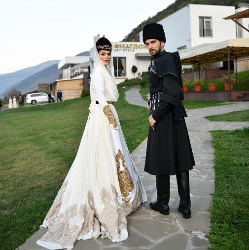 Сати Казанова похвасталась первым свадебным снимком (ФОТО)