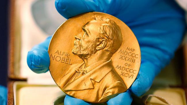 Премию Нобеля получили создатели "биологических часов"