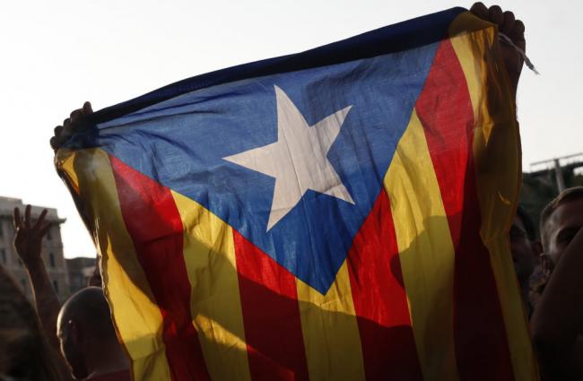 Глава Каталонии не спешит провозглашать независимость