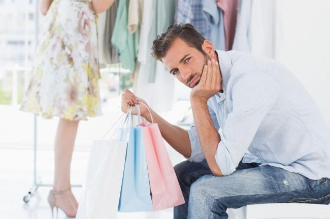 Вот почему мужчин нельзя брать на шопинг (ФОТО)