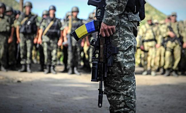 Украинские военные улучшили свои позиции в зоне боевых действий на Донбассе