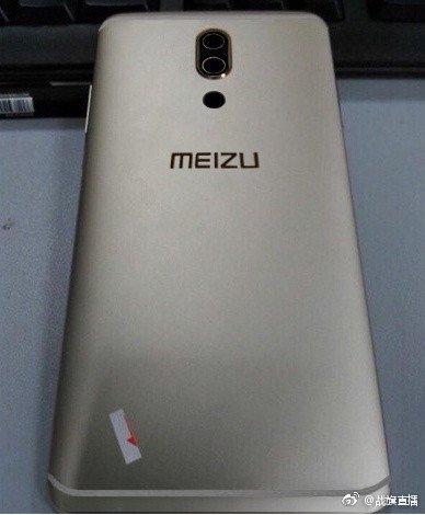 Новые смартфоны Meizu засветились в Сети (ФОТО)