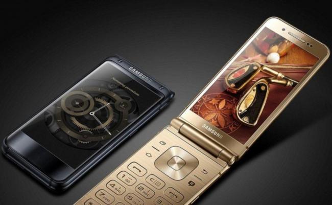Samsung презентовала раскладной элитный смартфон с двумя дисплеями