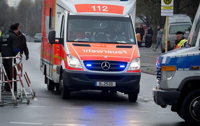 Около 50 человек пострадали в результате столкновения поездов в Германии (ВИДЕО)