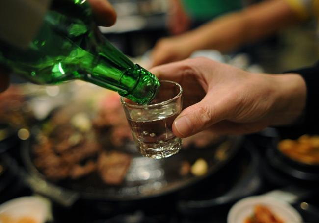 Ученые рассказали, какие дозы алкоголя разрушают мозг