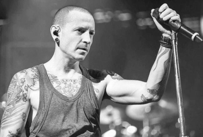 Linkin Park выпустила live-альбом в память о Честере Беннингтоне