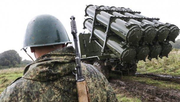 Боевики координируют обучение с войсками Южного округа РФ, – разведка