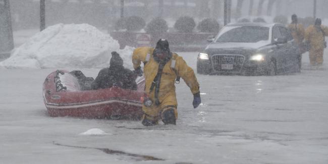 По меньшей мере 6 человек стали жертвами снежного циклона в Соединенных Штатах Америки