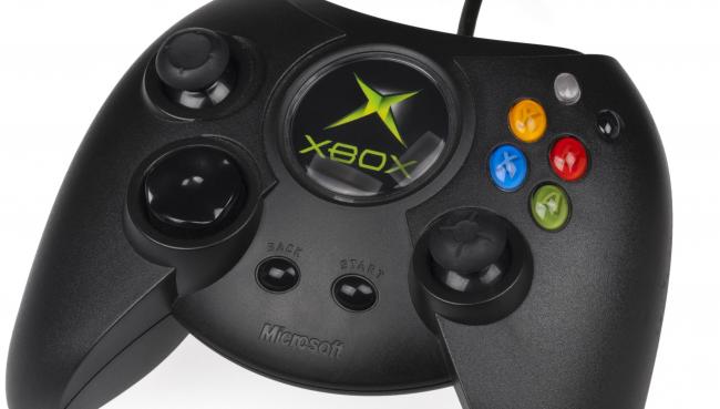 Самый нелепый геймпад Xbox вернется в продажу (ВИДЕО)