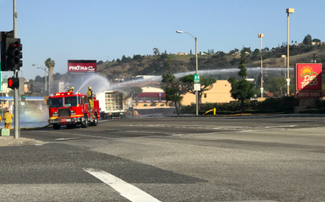 500 жителей округа Лос-Анджелес срочно эвакуировали из-за взрыва фуры с водородом