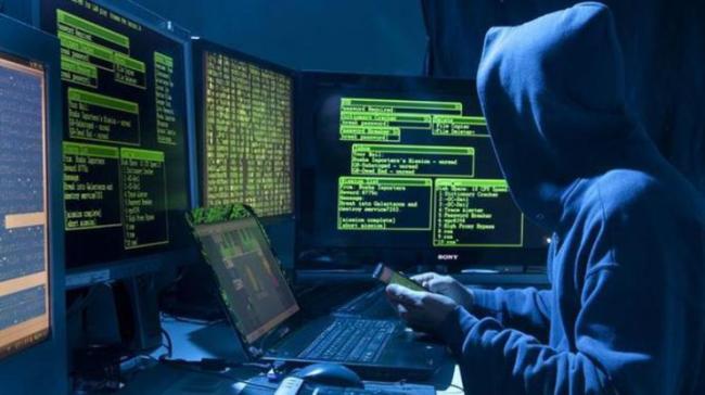 Хакеры из Украины захватили у россиян секретные данные