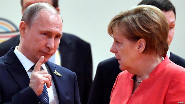 Трудные переговоры: Ангела Меркель хочет обсудить ситуацию на Донбассе с президентом России