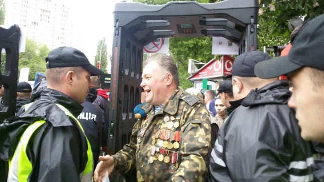 Крищенко: Столичная полиция ожидает проведения марша "Бессмертного полка" 9 мая, хотя заявки еще нет