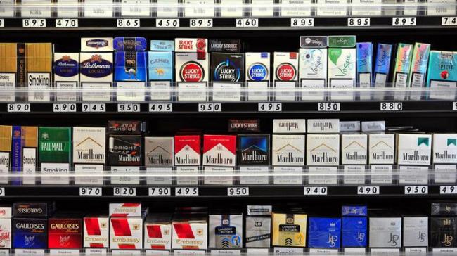 Сигареты по европейским ценам: в Кабмине решили позаботиться о здоровье украинцев