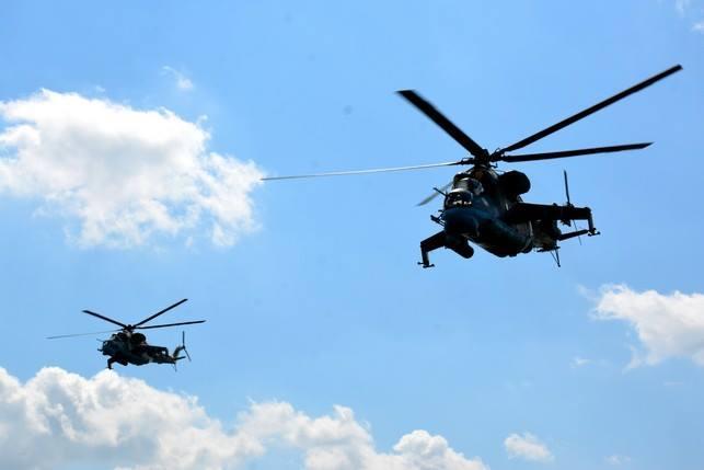 Вертолетчики ВСУ провели учения вблизи линии разграничения на Донбассе