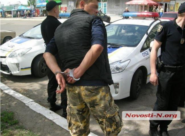 В Николаеве пьяные военные начали стрельбу на автовокзале