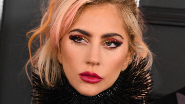 Певица Леди Гага появилась на публичном мероприятии вместе со своей матерью (ФОТО)