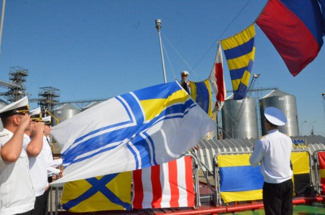 ВМС Украины провели учения вблизи с оккупированным Россией полуостровом Крым
