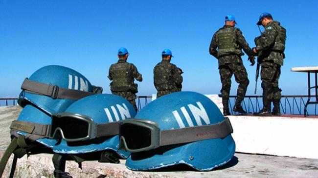 Порошенко обсудил с Генсеком ООН развертывание миротворцев на Донбассе
