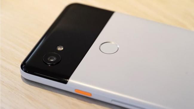 Google собирается представить два смартфона среднего уровня