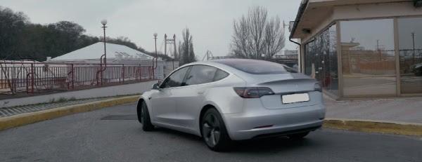Nasdaq Group Ukraine провели тест-драйв нового Tesla Model 3