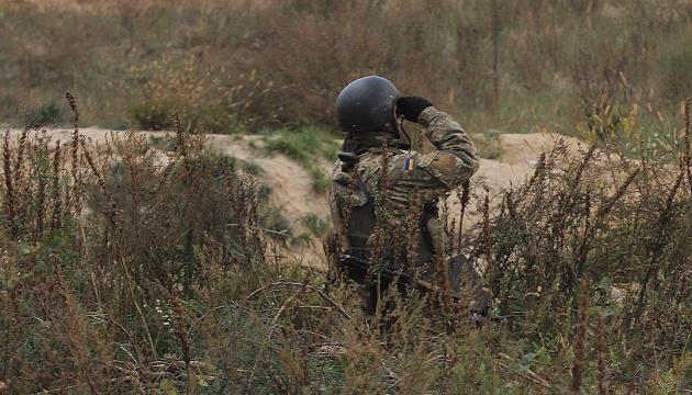 Оккупанты выпустили 40 мин по позициям ВСУ, ранен военный