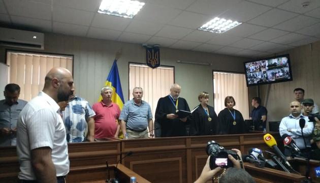 Расстрел Майдана: суд выпустил подозреваемого экс-беркутовца из СИЗО