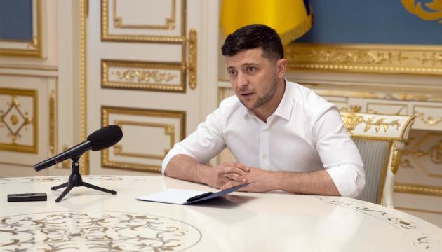 Зеленский уволил 11 послов Украины