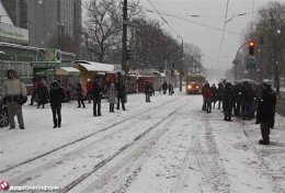 Киев утопает в снегу (ФОТО)