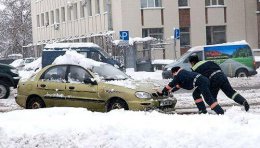 ГАИ просит киевских водителей не ездить