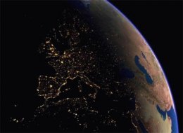 NASA опубликовало новые снимки ночной Земли (ФОТО)
